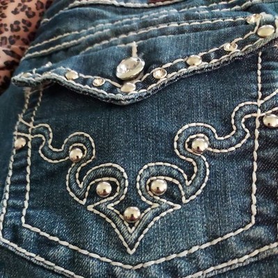  Vintage Earl Jean Bedazled Detail Capri Cut Medium Wash Jeans Size 10