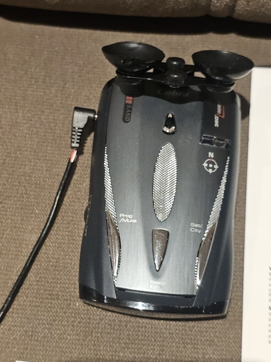 Cobra XRS 9775 Top Picked Radar Detector w Car Charger Power