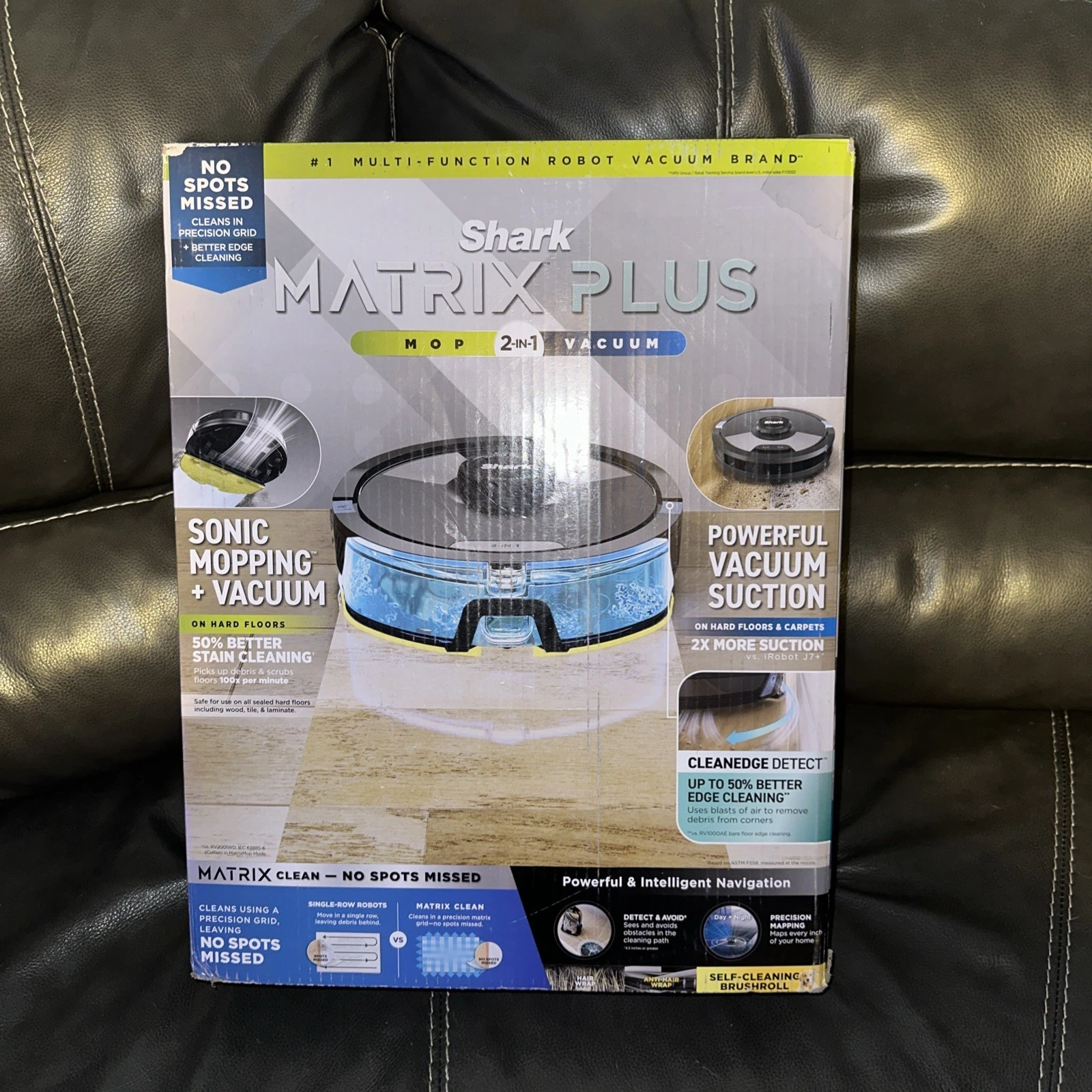 Shark Matrix Plus 2-in-1 Robot Vacuum and Mop - Black (RV2610WD)