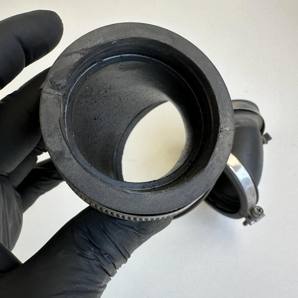 Ducati Monster 400 2007 Air fuel intake manifold hose runner pipe elbow pair - image 4 of 4