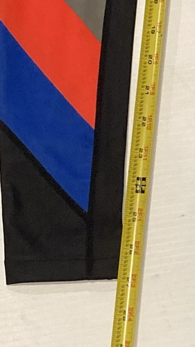 PE Nation Damen kleine Leggings schwarz mit rot/grau/blauen Schlitzstreifen neu ohne Etikett - Bild 7 von 9