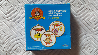 1999--Warner Bros Mil-Looney-UM Mini Window Decorations Set Of Three Year--2000.