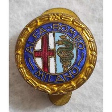 Distintivo Alfa Romeo Milano OMEA