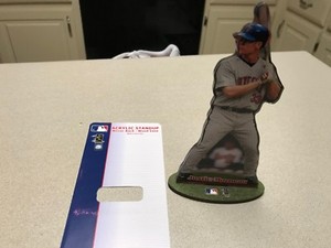 MLB-Justin-Morneau-Minnesota-Twins-Baseball-Player-Stand-Up