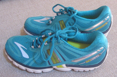 Brooks Pure Cadence 2 Women's Running Shoes Size 8 1/2 Teal GUC