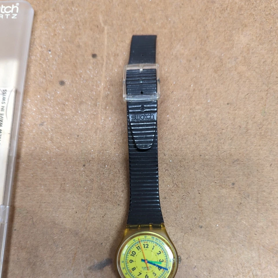 Neon Yellow Swatch 1989 - Image 4 of 4