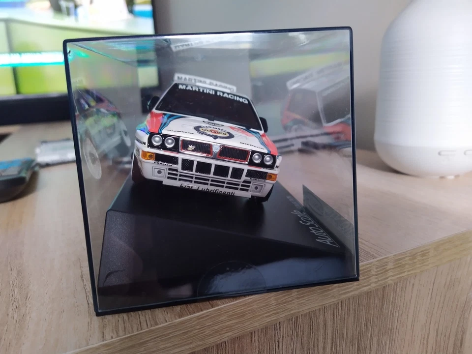 KYOSHO MINI-Z Lancia Delta Monte Carlo Rally MZX402M Gloss Coat ASC - Image 2 of 4