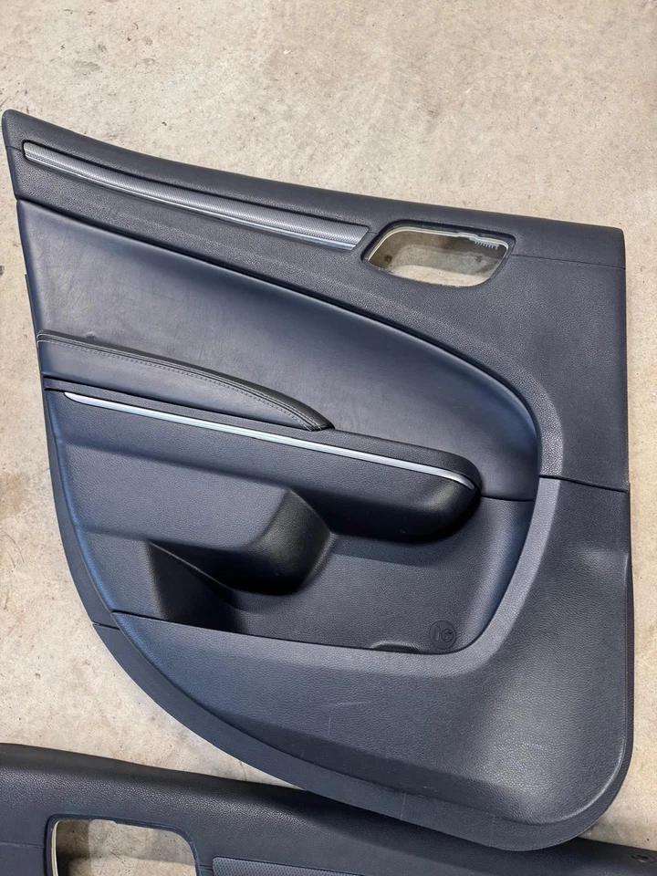 2015-2023 Chrysler 300 Front & Rear Door Panels Pair - Image 4 of 4