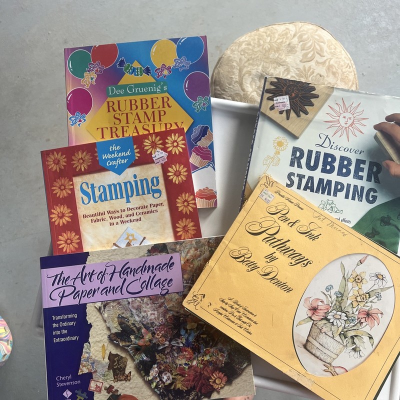 Lot Of 5 Vintage Rubber stamping, Paper And Collage, Painting Books