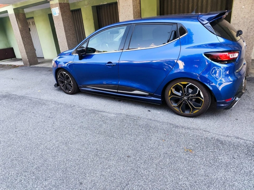 💕ART. 0641 MINIGONNE RENAULT CLIO 4 2012-2019 LOOK RS GREZZE (187CM)💕 - Immagine 3 di 3