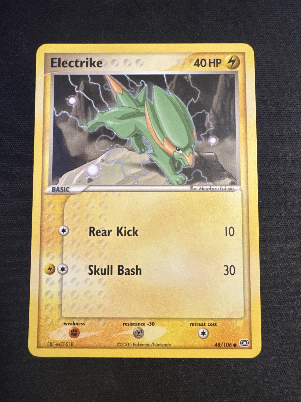 Pokemon Electrike 48/106 Emerald Regular 2005