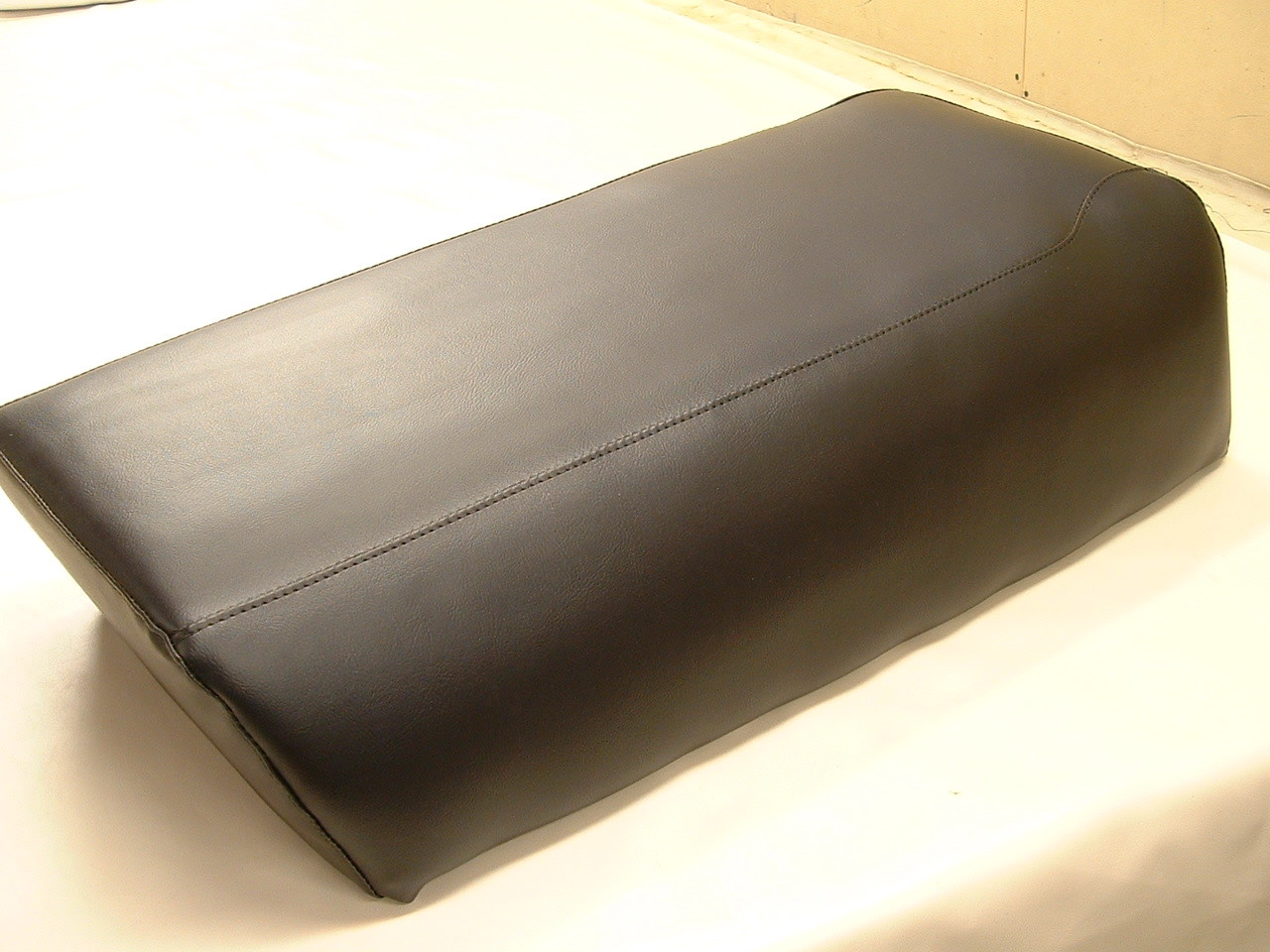 1982-1992 YAMAHA 250 BRAVO SNOWMOBILE SEAT COVER NEW 1982-1992 YAMAHA 250 BRAVO SNOWMOBILE SEAT COVER NEW