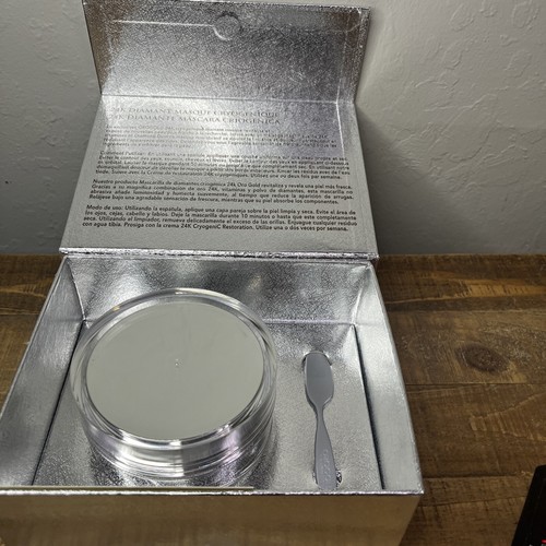 OROGOLD Exclusives Cosmetics 24K Cryogenic Diamond Mask 110g/3.88oz - Picture 3 of 6