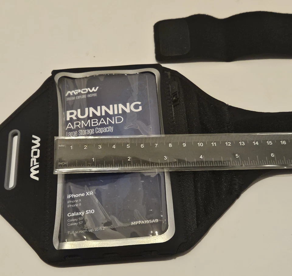 Cell Phone Exercise Armband Case holds variety of phones. Sportsband 6"X3" - Image 4 of 4