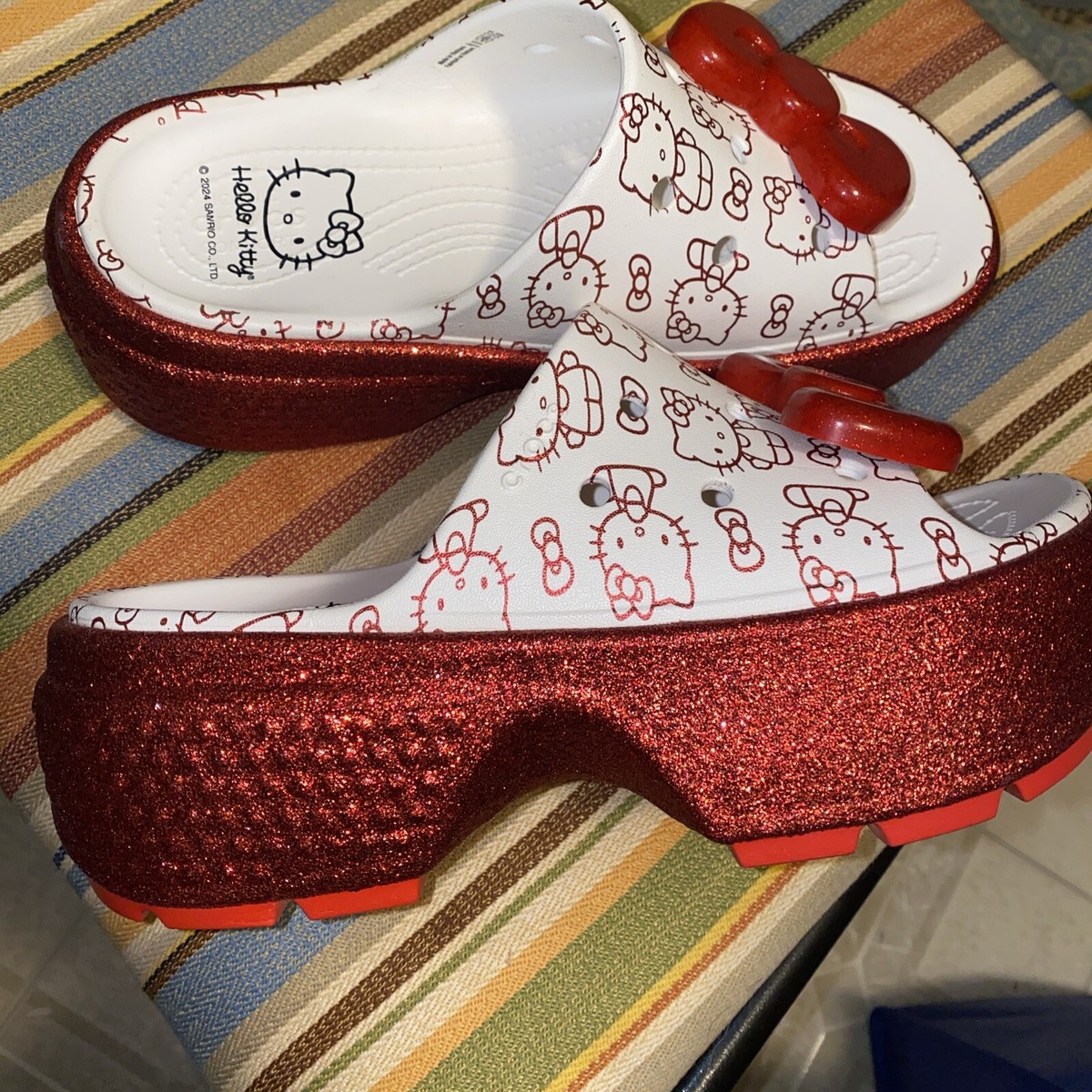Crocs x Hello Kitty Stomp Slide White Red / Size M4/w6 | eBay
