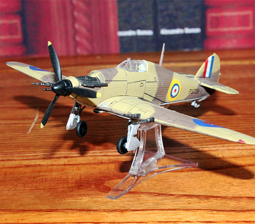 WWII RAF Hawker Hurricane 1/172 Plane Diecast Aircraft model FOV ...