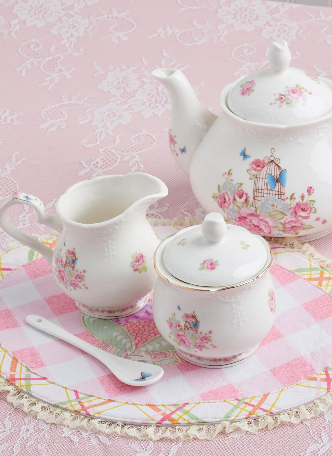 Simplicity Pattern R11474/S9573 Tea Cozy Basket Liner Bag Holder