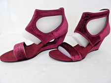 Nina New York Open Toe Pumps Pink Velvet Diamond High Heel Size 9 M