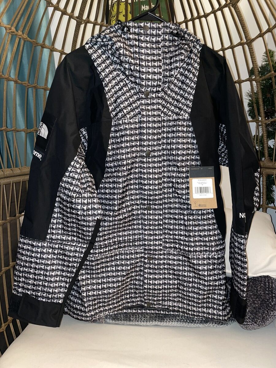 Supreme / The North Face Studded Mountain Light Jacket Black Supreme / The North Face Studded Mountain Light Jacket Black