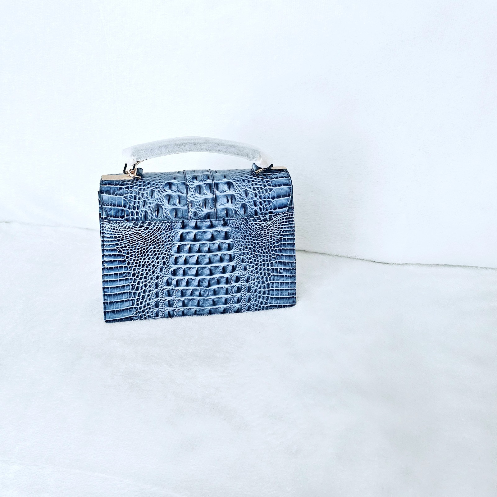 NEW BRAHMIN BLUE SERENADE HALLIE W/ADY WALLET image 7