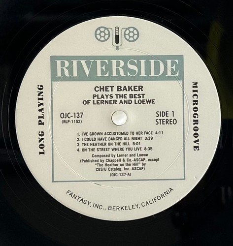 LP: Chet Baker, Plays The Best Of Lerner & Loewe, Original Jazz Classics, Reiss - Picture 3 of 4