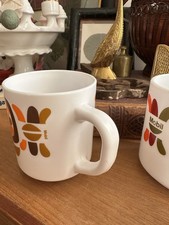 Lot De 4 Mugs Vintage Arcopal Seventies - Motif Fleur - Blanc - Mobil Camping - Occasion