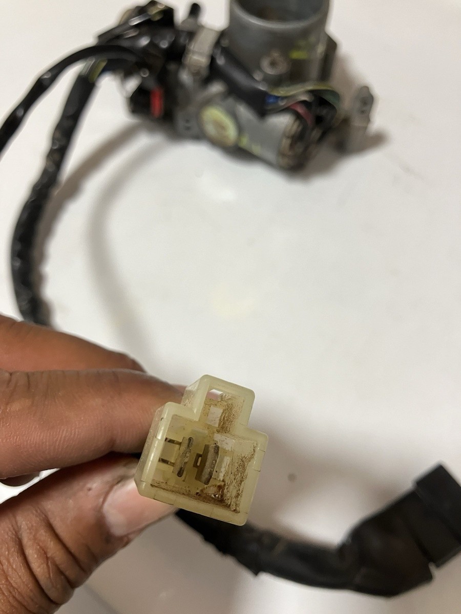 1984 1985 Toyota Celica Supra ignition Lock Cylinder Switch With