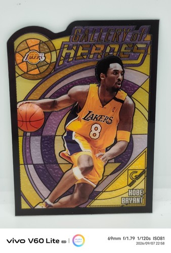 Kobe Bryant #GH3 card from 2000 Topps Gallery of Heroes