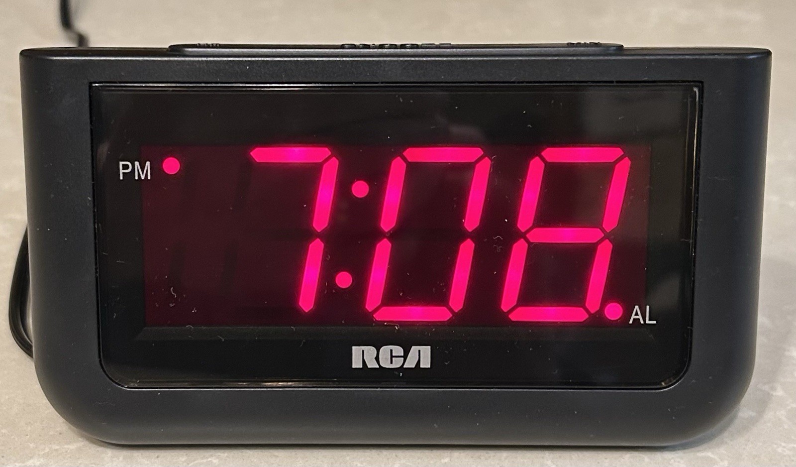 RCA Digital Alarm Clock Model RCD30-A