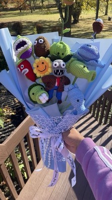 Cute Hand crocheted Plants vs. Zombies Bouquet Gifts