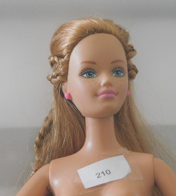 BARBIE DOLL NUDE GINGER ORANGE HAIR FRECKLES MVOEABLE ARMS EARRINGS 210