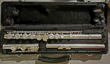 Armstrong 104 Flute Silver Plated w/ Case  PLAY TESTED  Newly padded and tuned