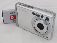 Sony Cyber-shot DSC-W80 Digital Camera 7.2MP 3x zoom