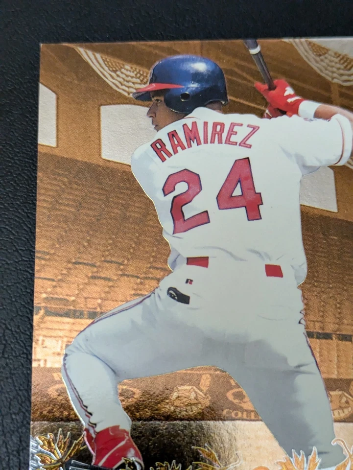 Colección Pacific Crown 1996 October Moments #OM18 Manny Ramírez como nuevo envío y devolución gratuitos Foto 3 de 4