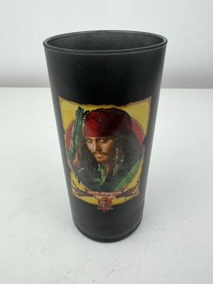 Piraten der Karibik Captain Jack Sparrow schwarz Glas Disney Store 5,5'' hoch