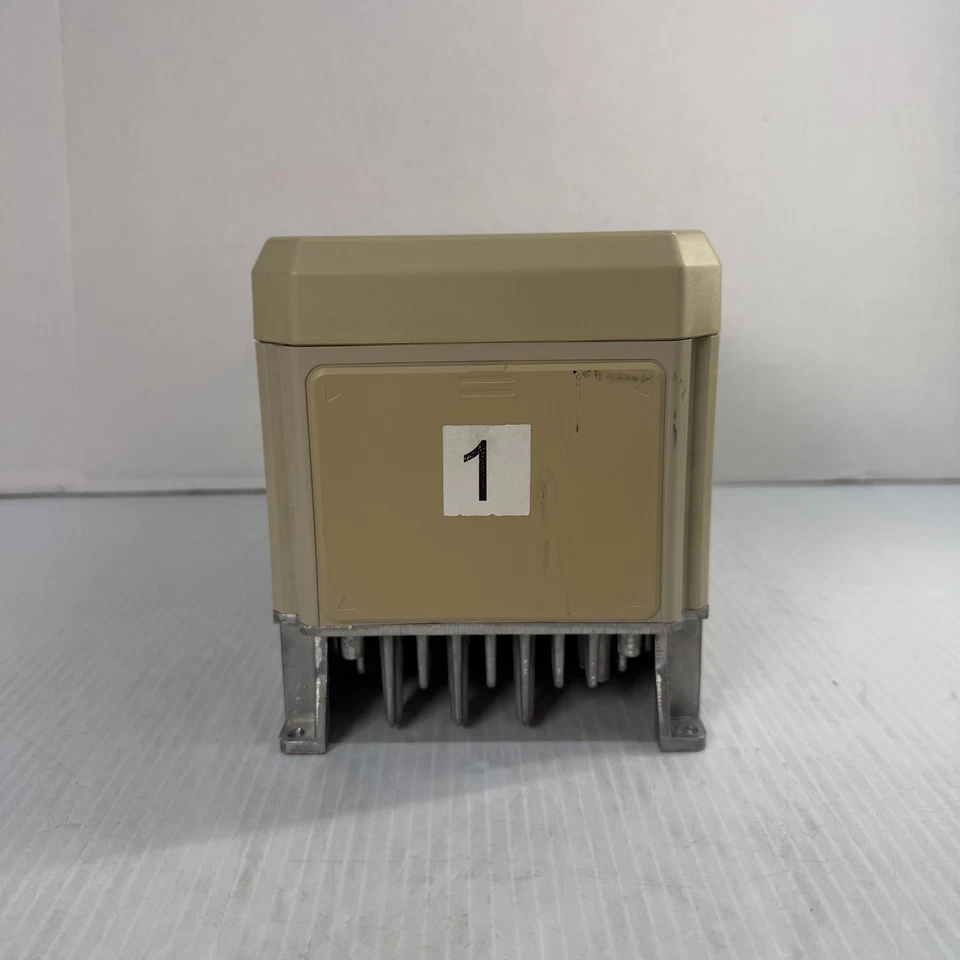 MagneTek GPD 515 AC Drive GPD515C-A006 CIMR-G5M20P7 230V 3PH 6A VFD Inverter - Image 4 of 4