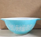 New ListingVintage Pyrex AMISH BUTTERPRINT TURQUOISE 442 Cinderella Mixing Bowl 1  1/2 Qt