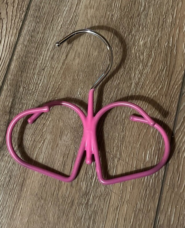 Howards Jewelry 131177 Scarf Holder - Double Heart - Pink