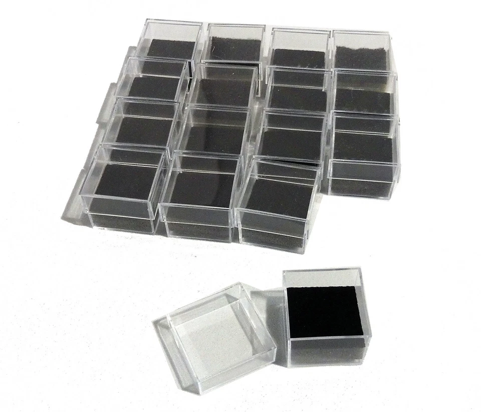 16 scatoline plastica trasparenti con feltrino nero 2,8x2,8x1,9 gioielli gemme - Immagine 4 di 4