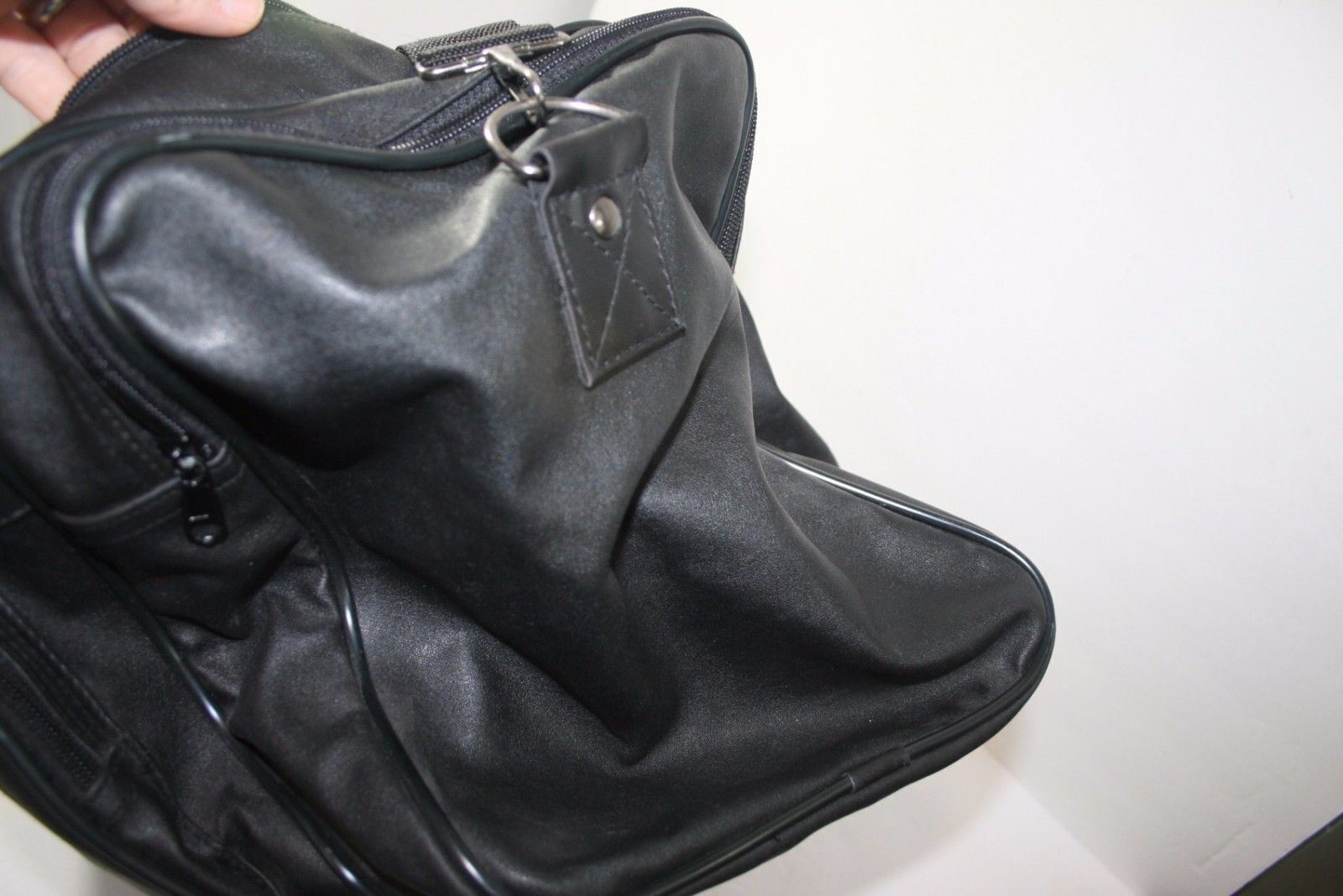 Rare Vintage Bagby Elevator Shoulder Duffle Bag / Beach Bag / Gym Bag / Carry-On image 8