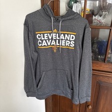 Men  s ADIDAS CLEVELAND CAVALIERS NBA HOODIE  Size Large Gray