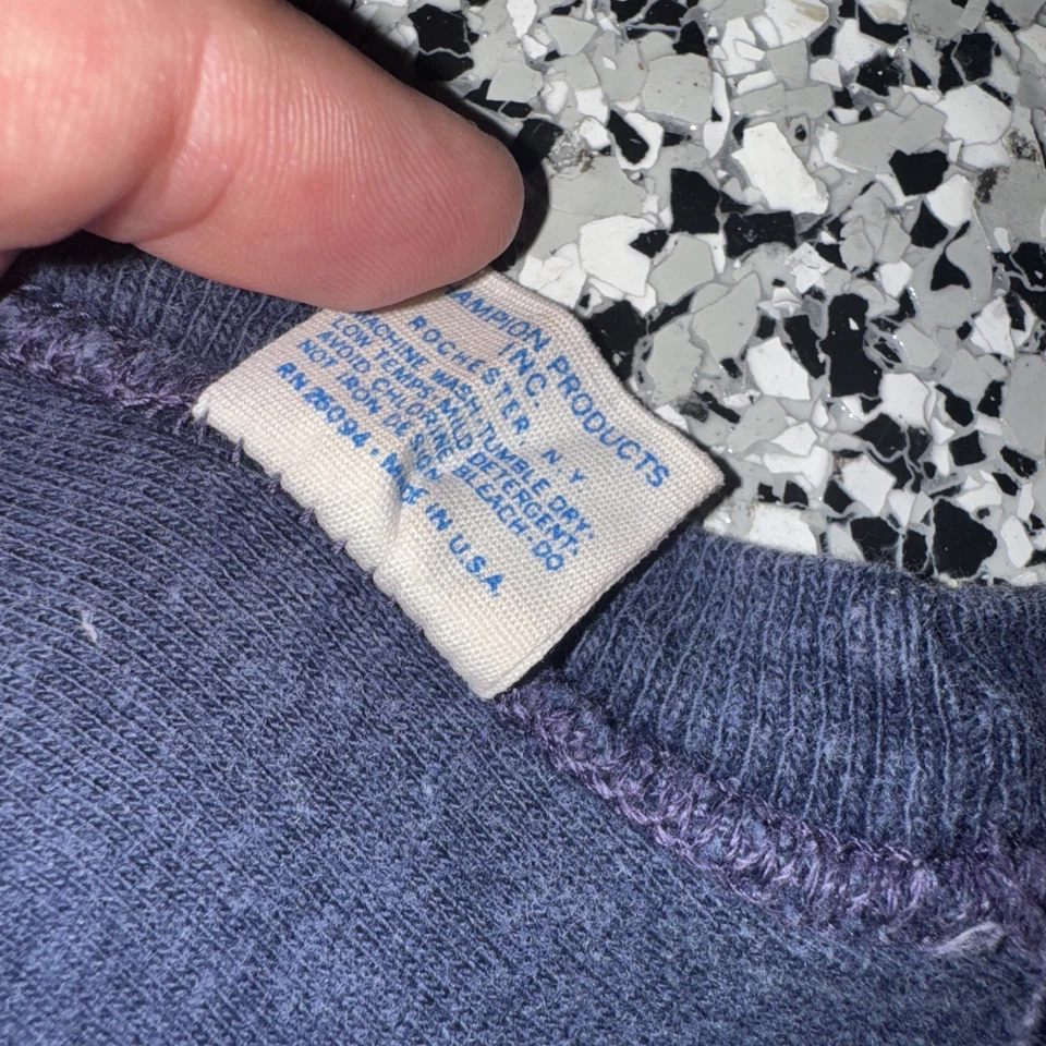 Camisa masculina vintage Purdue Champion barra azul GG azul amarela feita nos EUA (50) - Imagem 4 de 4