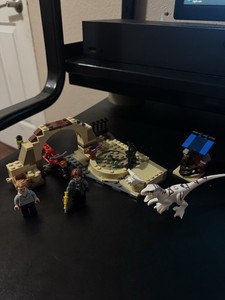 Lego 76945 | eBay