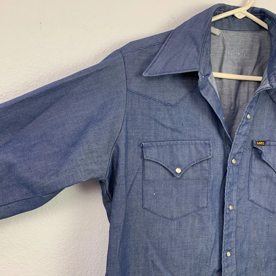 Camisa vaquera vintage Lee Chambray perla a presión occidental pecho 44" hecha en EE. UU. Foto 2 de 4