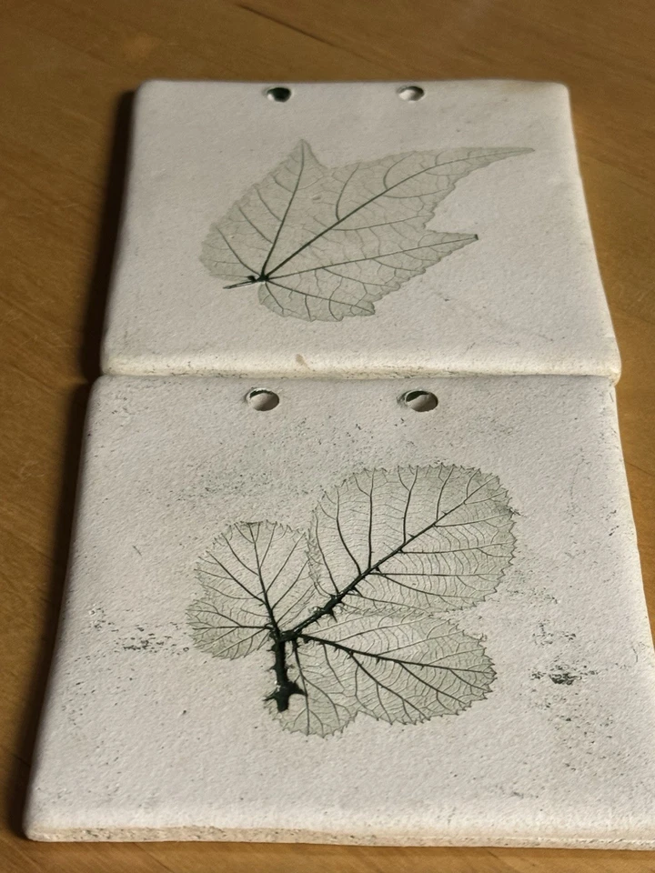 4421 Two Clay Fired Hangable Leaf Tiles 4.3 x 4.3 Inches Weigh 12.4 Ounces - Image 2 of 3