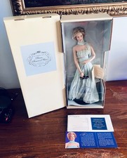 Franklin Mint Diana Princess of Wales Collector Edition Porcelain Portrait Doll