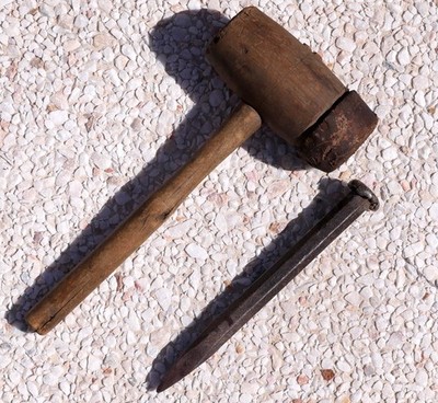 Holzhammer & Metallmeißel 32 & 24 cm altes Werkstattwerkzeug zum Restaurieren