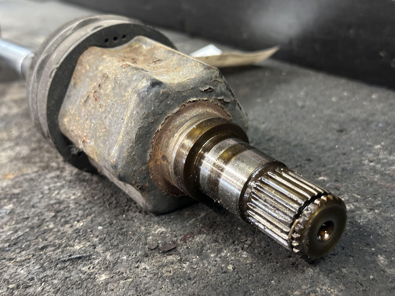 14-18 MASERATI GHIBLI 3.0 AWD FRONT PASSENGER RIGHT RH CV AXLE SHAFT