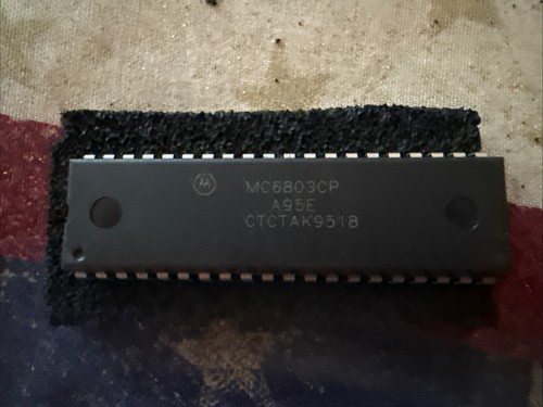 **  Quantity 1  **  Motorola MC6803CP