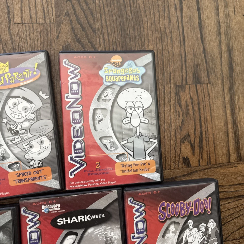 Lote de VideoAhora Scooby Doo Bob Esponja Bastante Extraño Padres Tiburón Semana Más Foto 3 de 4